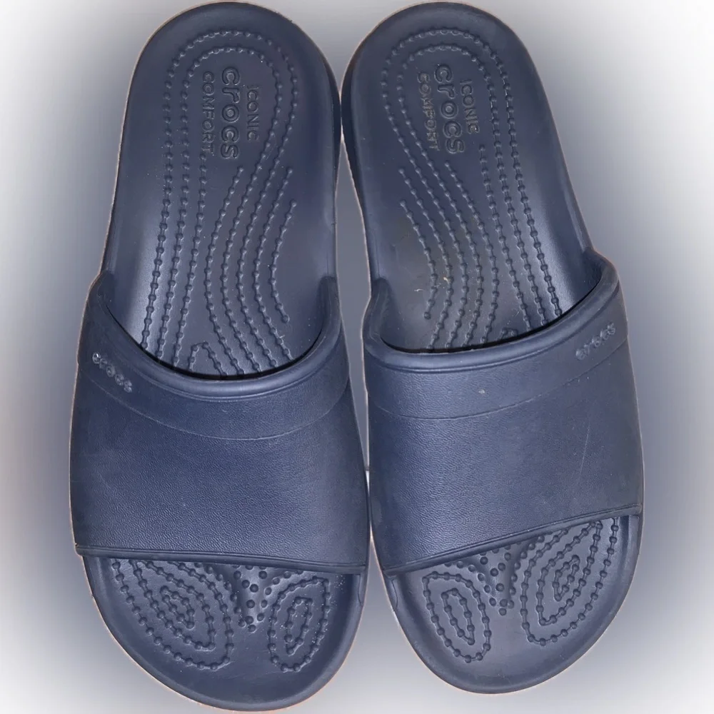CROCS Dark Blue Navy Foam Lightweight Comfort Slides Sandals Junior 2 Beach Pool